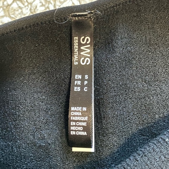 Urban Planet Black Cropped Cami/Tank - Picture 3 of 5